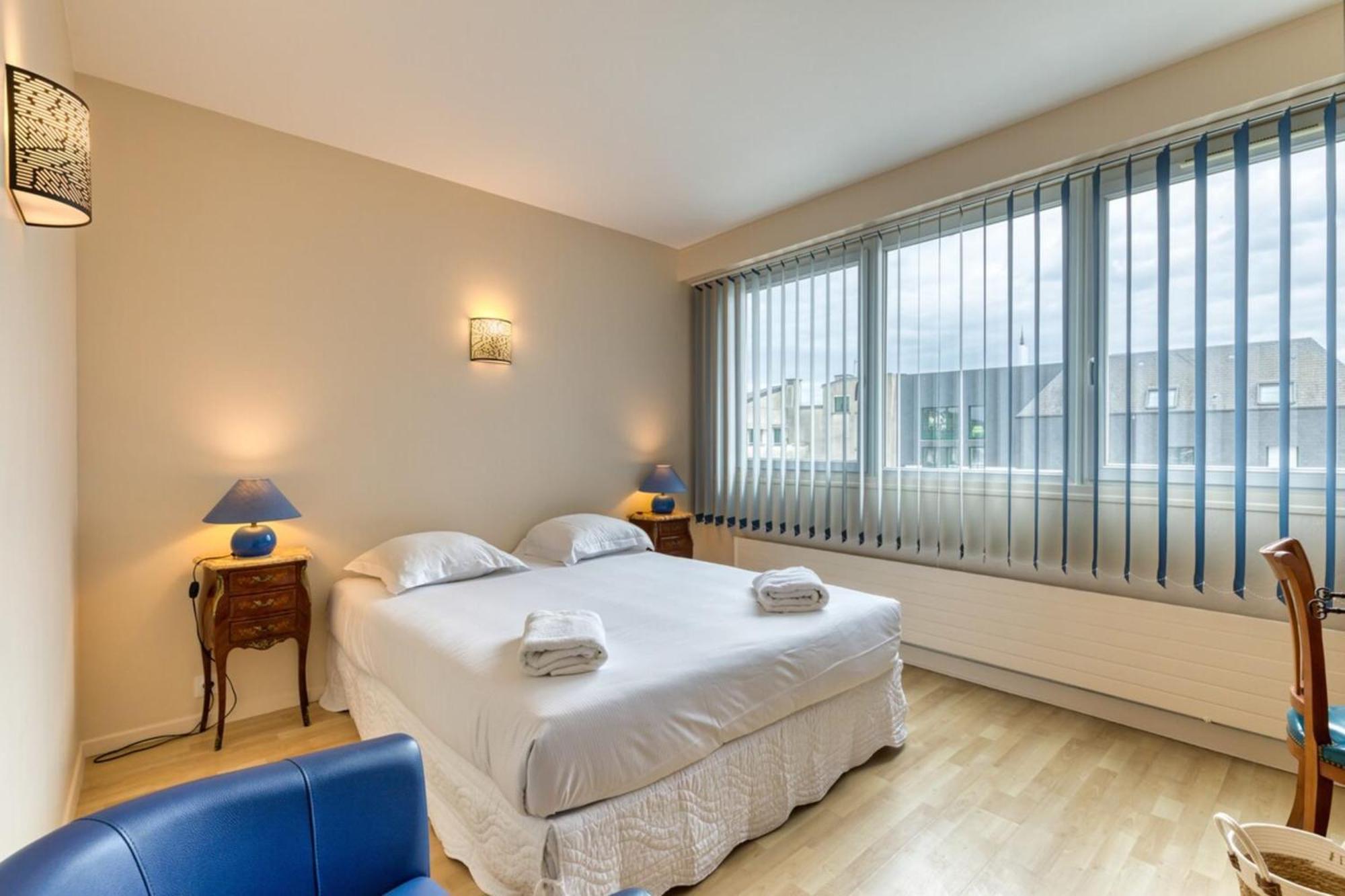 Francoise F5 Avec Parking Apartment Rouen Exterior photo